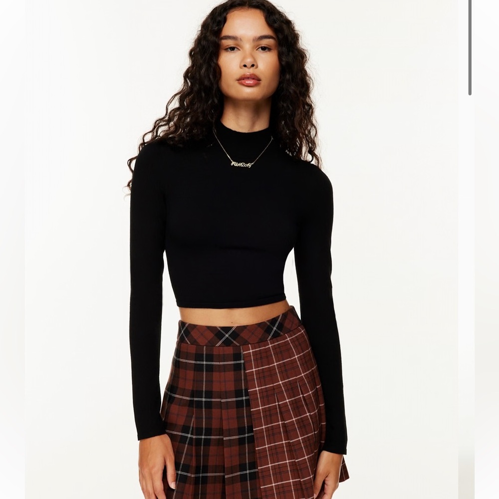 NWT SUNDAY BEST ELLIE SWEATER
